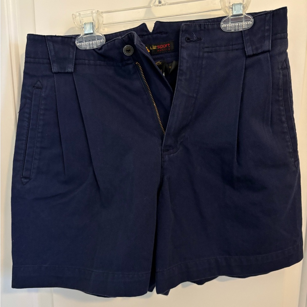 Liz Claiborne navy shorts petite